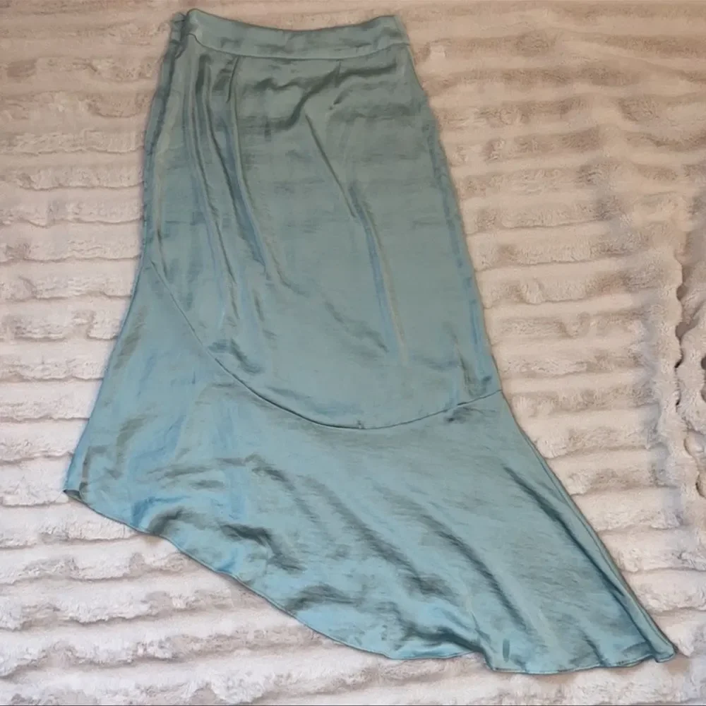 Free People Lola Asymmetrical Seafoam High Slit Ruffled Skirt Size 6